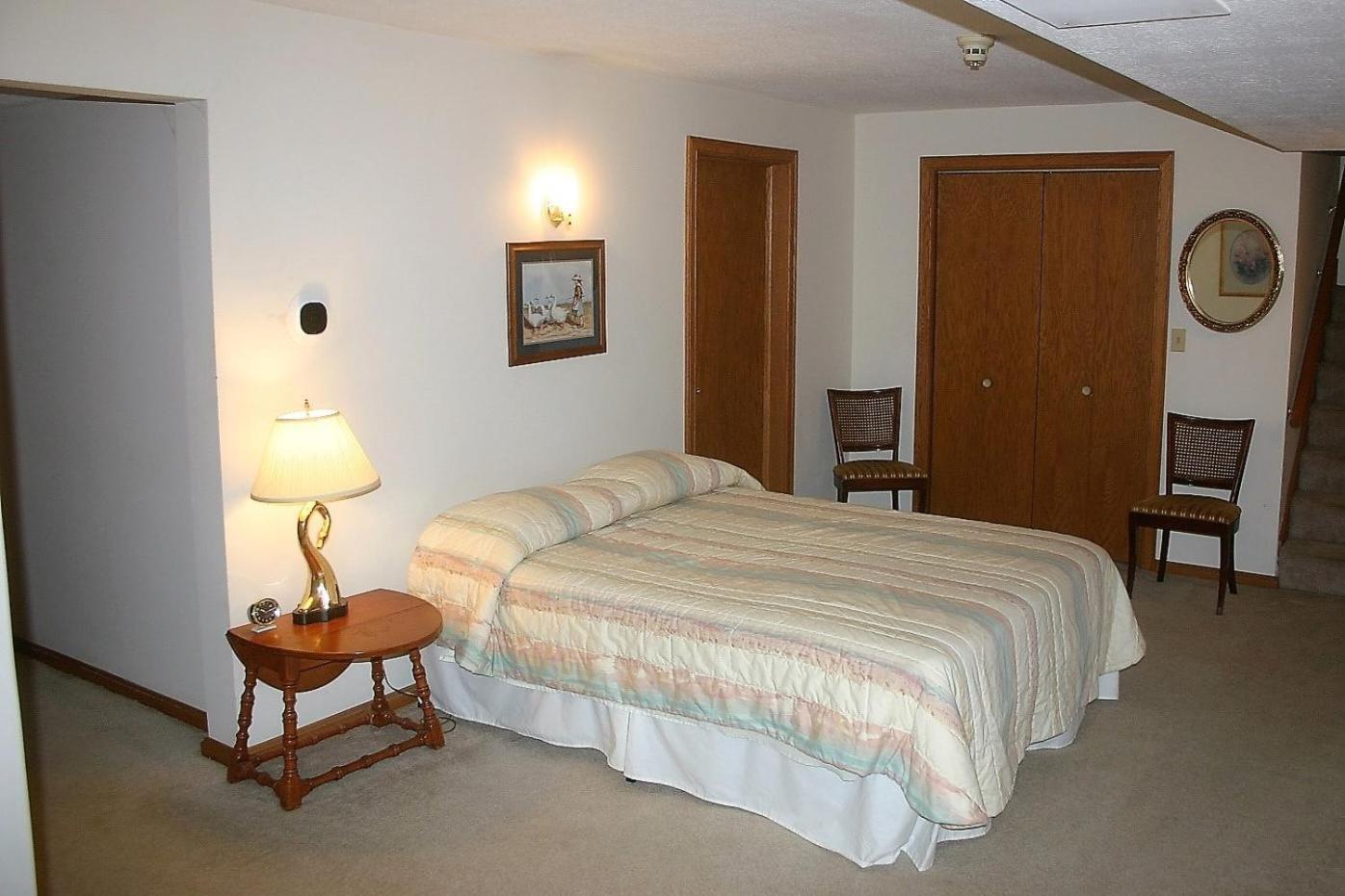 Private Guest Suite On The Portage Lakes Акрон Екстер'єр фото